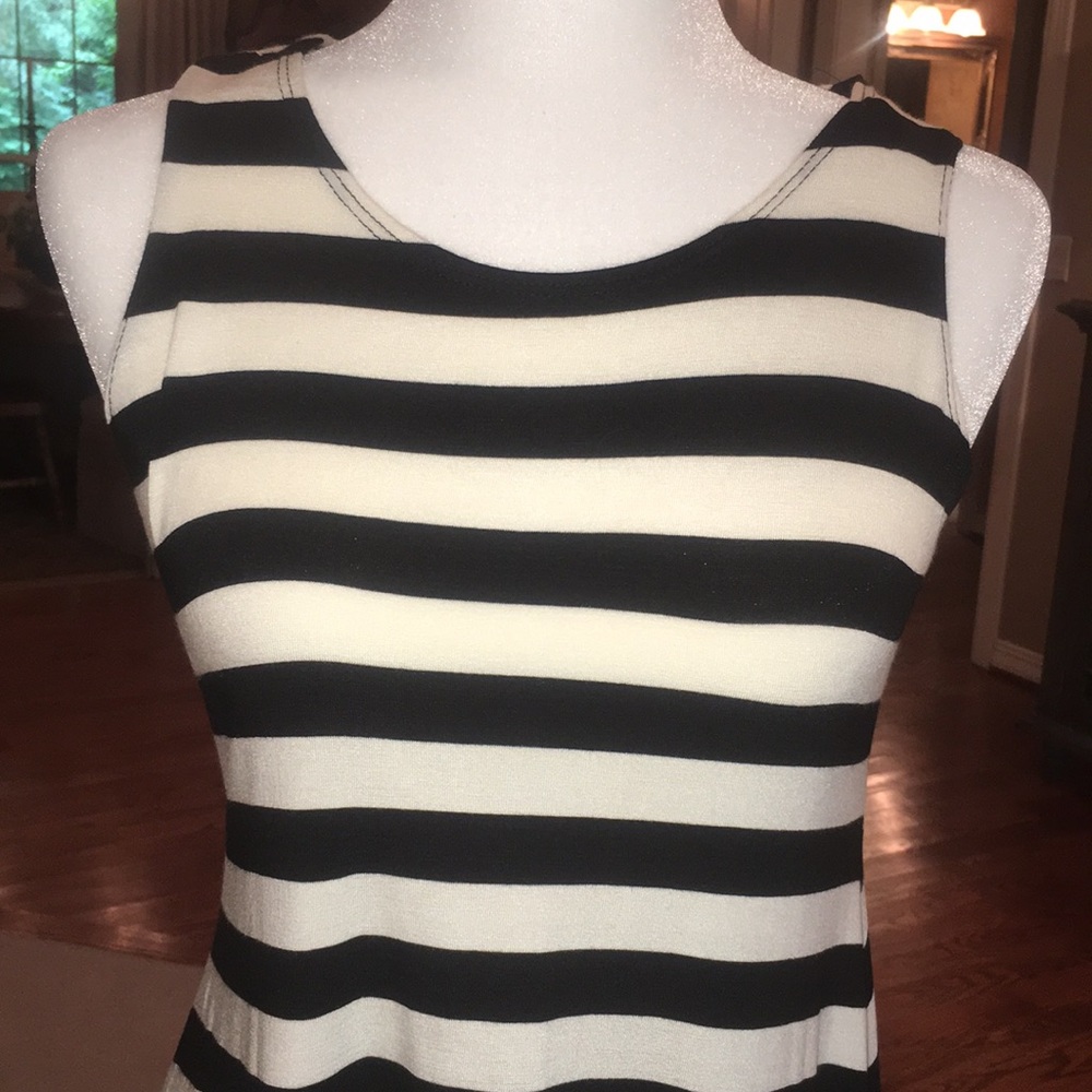 Olivia Rae black and white striped dress in medium - Picture 4 of 6